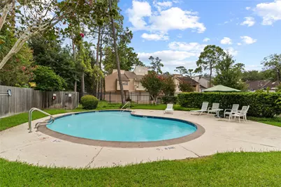 10121 Valley Forge Drive, Houston, TX 77042 - Photo 39