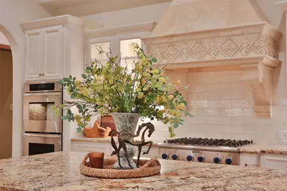79 N Gary Glen Circle, The Woodlands, TX 77382 - Photo 9