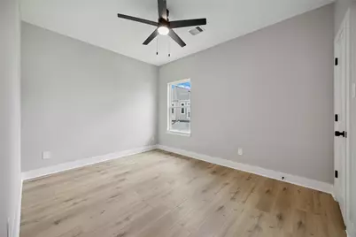 8816 Scott Street #A/B, Houston, TX 77051 - Photo 13