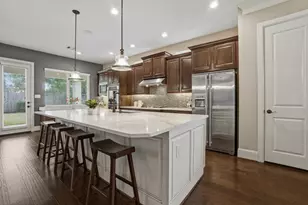 75 W Sawyer Ridge Dr, The Woodlands, TX 77389 - Photo 9