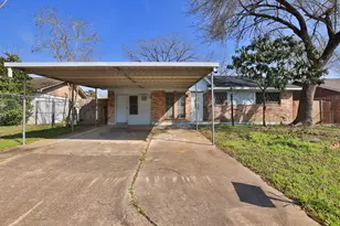 9834 Denning Dr, Houston, TX 77078 - Photo 3
