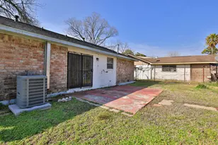 9834 Denning Dr, Houston, TX 77078 - Photo 29