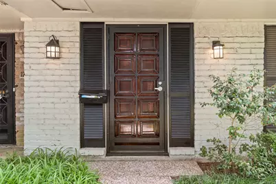 12907 Trail Hollow Drive #2907, Houston, TX 77079 - Photo 7