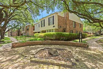 12907 Trail Hollow Drive #2907, Houston, TX 77079 - Photo 3