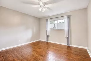 1907 Round Spring Dr, Houston, TX 77339 - Photo 23