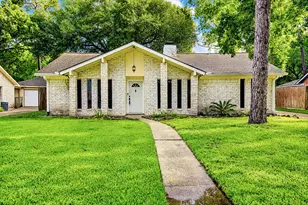 1907 Round Spring Dr, Houston, TX 77339 - Photo 1