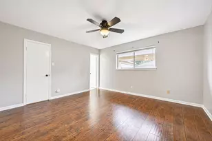 1907 Round Spring Dr, Houston, TX 77339 - Photo 25