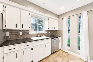 1907 Round Spring Dr, Houston, TX 77339 - Photo 17