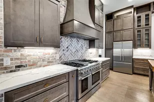 3302 Elmridge St, Houston, TX 77025 - Photo 19