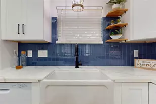 415 Clay, Richmond, TX 77469 - Photo 9