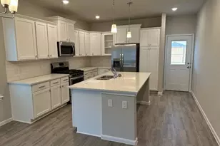 1222 Obispo Ct, Rosharon, TX 77583 - Photo 5