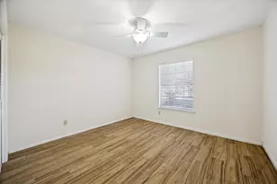 7600 Burgoyne Rd, Houston, TX 77063 - Photo 9