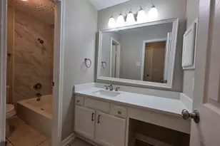 406 Capehill Dr, Houston, TX 77598 - Photo 13