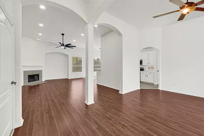 22127 Nobles Crossing Drive, Spring, TX 77373 - Photo 5