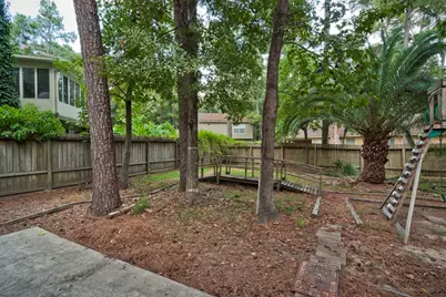2107 W Lacey Oak Circle, The Woodlands, TX 77380 - Photo 9