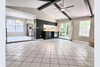 2107 W Lacey Oak Circle, The Woodlands, TX 77380 - Photo 11