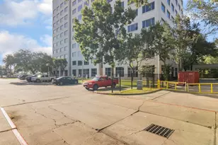 9800 Centre Pkwy, Houston, TX 77036 - Photo 31