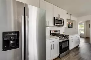 5118 Sanford Rd, Houston, TX 77035 - Photo 9