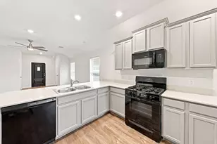 19114 Sangro Dr, New Caney, TX 77357 - Photo 9