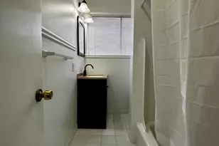 1922 W Main St, Houston, TX 77098 - Photo 7