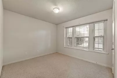 9515 Summer Laurel Lane, Houston, TX 77088 - Photo 5