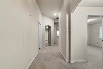 9515 Summer Laurel Lane, Houston, TX 77088 - Photo 3