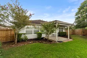 9515 Summer Laurel Ln, Houston, TX 77088 - Photo 19