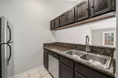 8055 Cambridge Street #90, Houston, TX 77054 - Photo 7