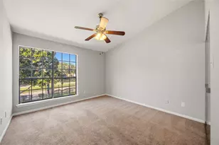 8055 Cambridge St, Houston, TX 77054 - Photo 9