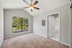 8055 Cambridge St, Houston, TX 77054 - Photo 11