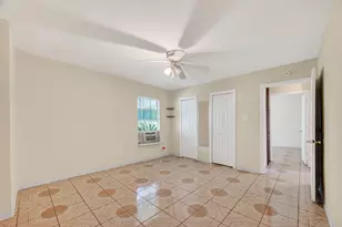 968 Garapan St, Houston, TX 77091 - Photo 21