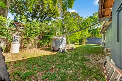 968 Garapan Street, Houston, TX 77091 - Photo 31