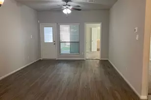 156 Camelot Pl Ct, Conroe, TX 77304 - Photo 17