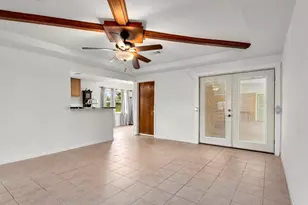 318 County Rd 296D, Alvin, TX 77511 - Photo 5