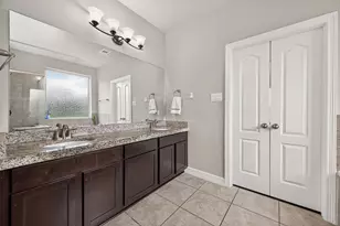 9110 Hollowcreek Pt Ln, Cypress, TX 77433 - Photo 23