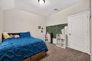 9110 Hollowcreek Pt Ln, Cypress, TX 77433 - Photo 25