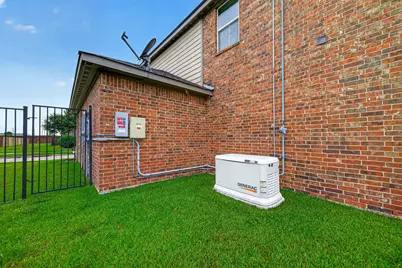 9110 Hollowcreek Point Lane, Cypress, TX 77433 - Photo 29