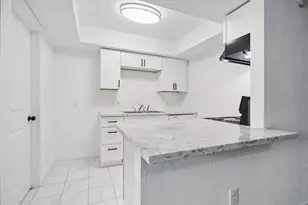 1936 Upland Dr, Houston, TX 77043 - Photo 9