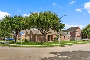 13935 Charterhouse Way, Sugar Land, TX 77498 - Photo 5