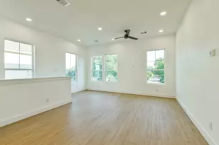 164 Wallace St, Houston, TX 77022 - Photo 9