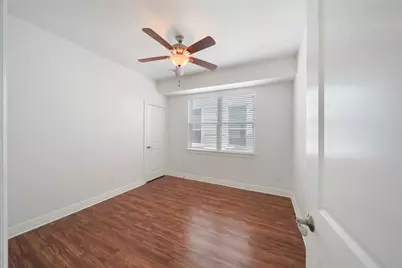 724 Link Road, Houston, TX 77009 - Photo 17
