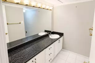 361 North Post Oak Ln, Houston, TX 77024 - Photo 15
