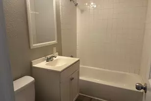 1709 W 4th St, Freeport, TX 77541 - Photo 5