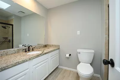 5370 Brownway Street #D33, Houston, TX 77056 - Photo 25
