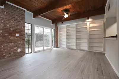 5370 Brownway Street #D33, Houston, TX 77056 - Photo 5