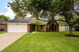 1145 Westglen Dr, Alvin, TX 77511 - Photo 1