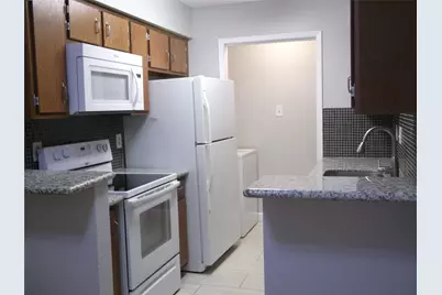 8801 Hammerly Boulevard #1606, Houston, TX 77080 - Photo 5