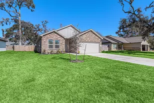 212 Forest Park Dr, West Columbia, TX 77486 - Photo 5