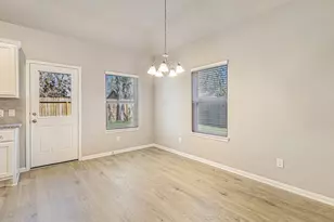 212 Forest Park Dr, West Columbia, TX 77486 - Photo 7