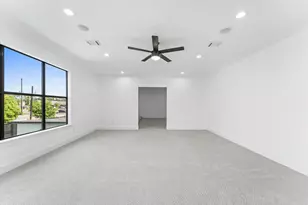 10070 Cedardale Dr, Houston, TX 77055 - Photo 19